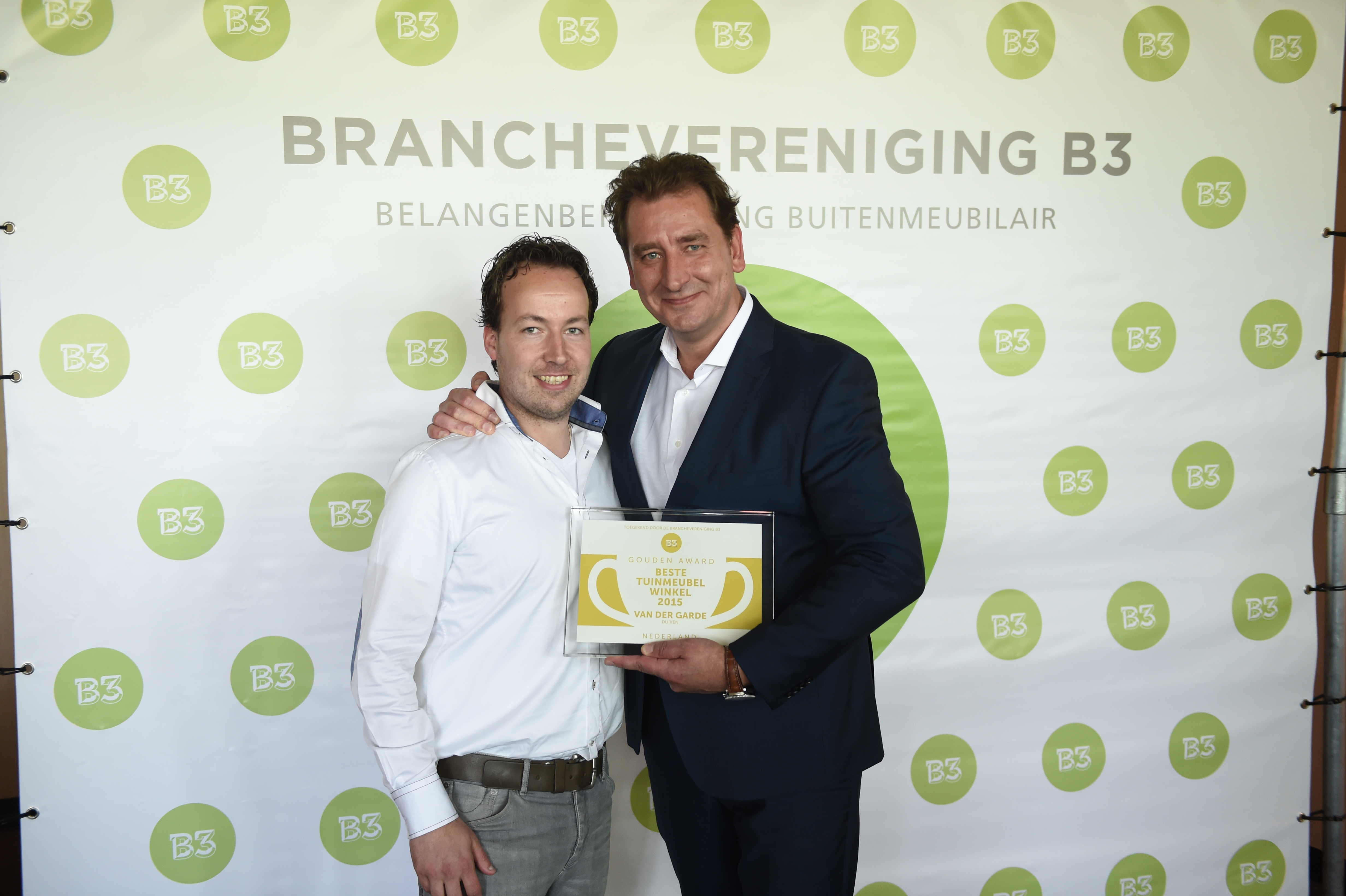 Te voet Merg leugenaar Van der Garde Duiven winnaar Gouden Award beste tuinmeubelshop - Blog